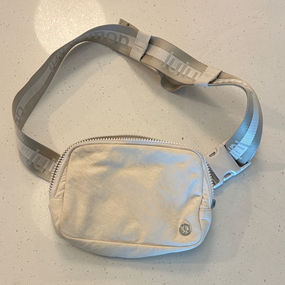 lululemon athletica Beige Belt Bag